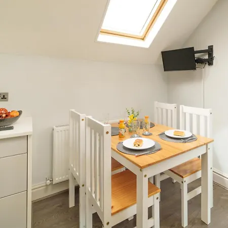 The Penthouse Wifi Апартаменты